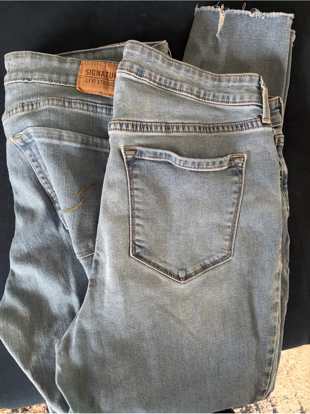 Levi's Signature Light Blue Women's Jeans and Old Navy